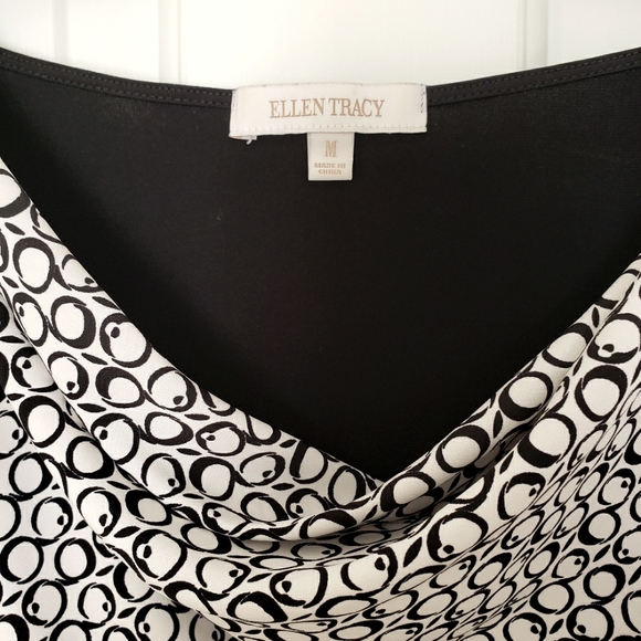 Ellen Tracy Stylish Sleeveless Top - Picture 4 of 4